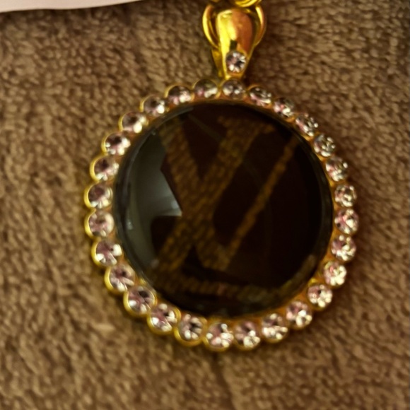 Upcycled bag charm key chain with authentic Designer leather - Picture 2 of 5